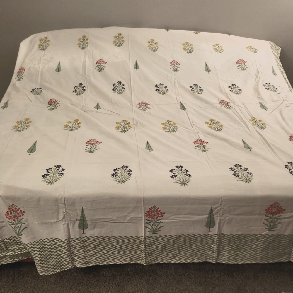 NWOT hand block printed bed sheet with pillow cases